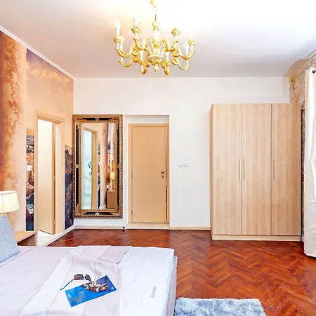 Casa de hóspedes Seven Stars 4*