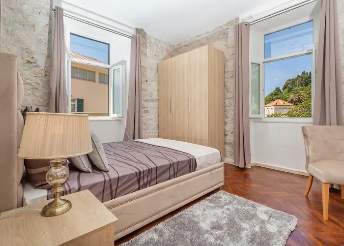 Gasthuis Seven Stars 4*