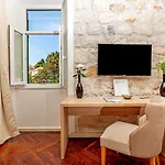 Seven Stars Guest house