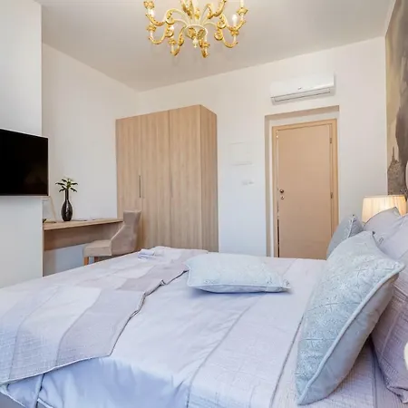 Seven Stars דוברובניק