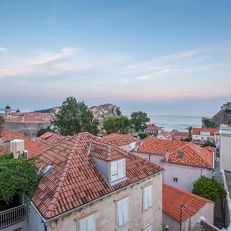 Seven Stars בית הארחה דוברובניק